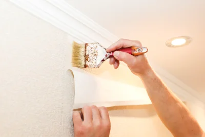 Pose de papier peint à Penvénan — revêtements muraux et toiles de verre